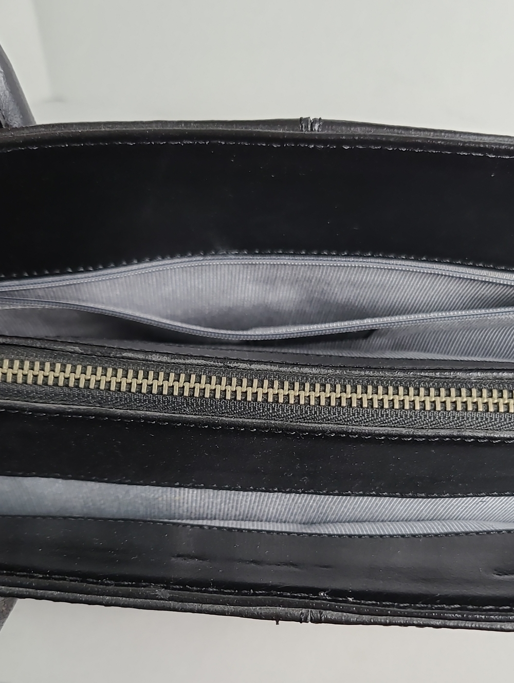 J.Crew Classic Black Leather Tote Bag Purse 3 Compartment Shoulder Strap Carry - Picture 11 of 16